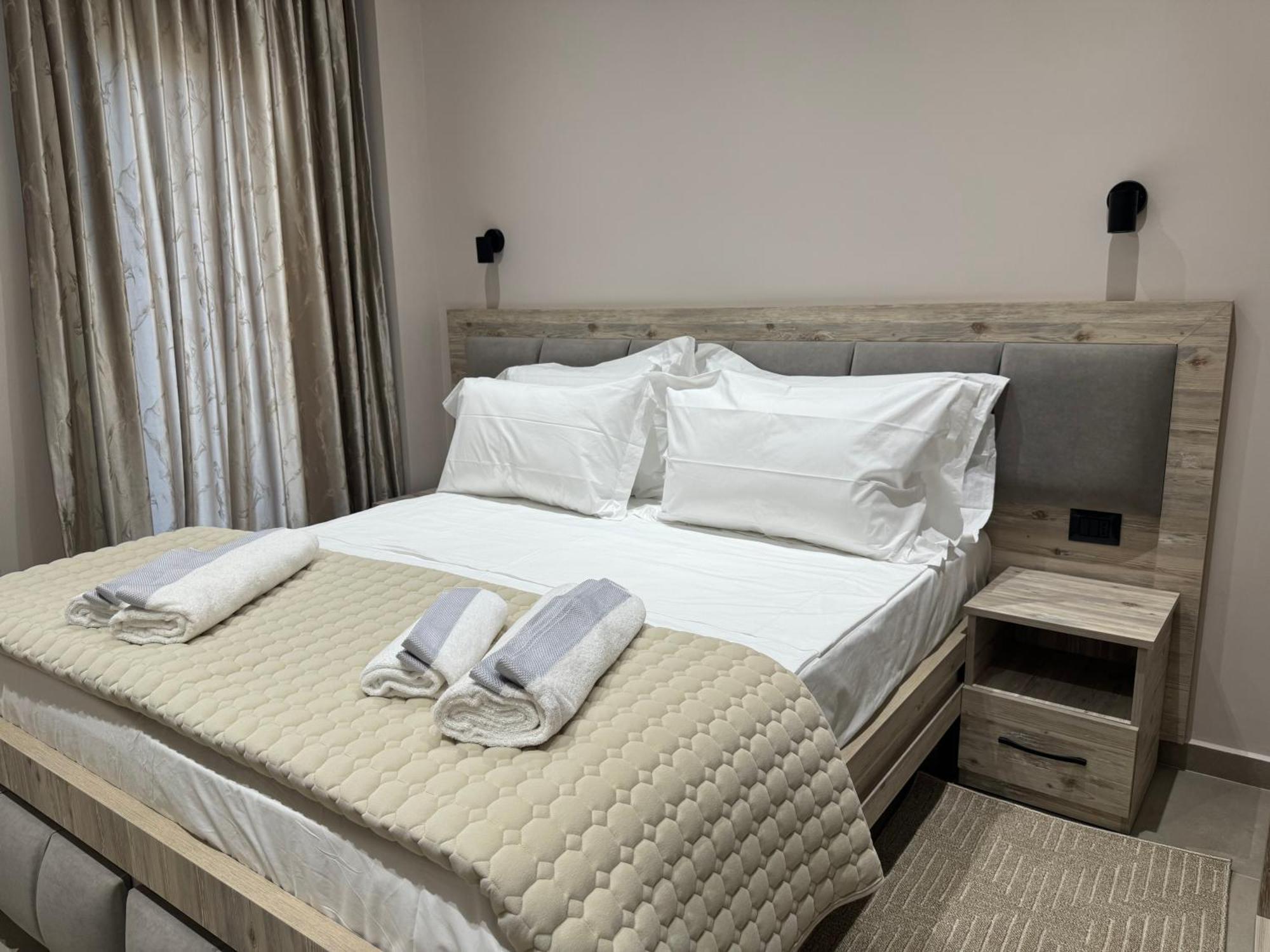 Hotel Kseal Permet Luaran gambar