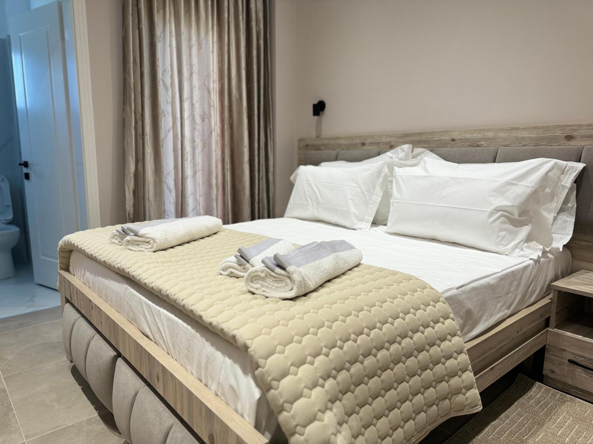 Hotel Kseal Permet Luaran gambar
