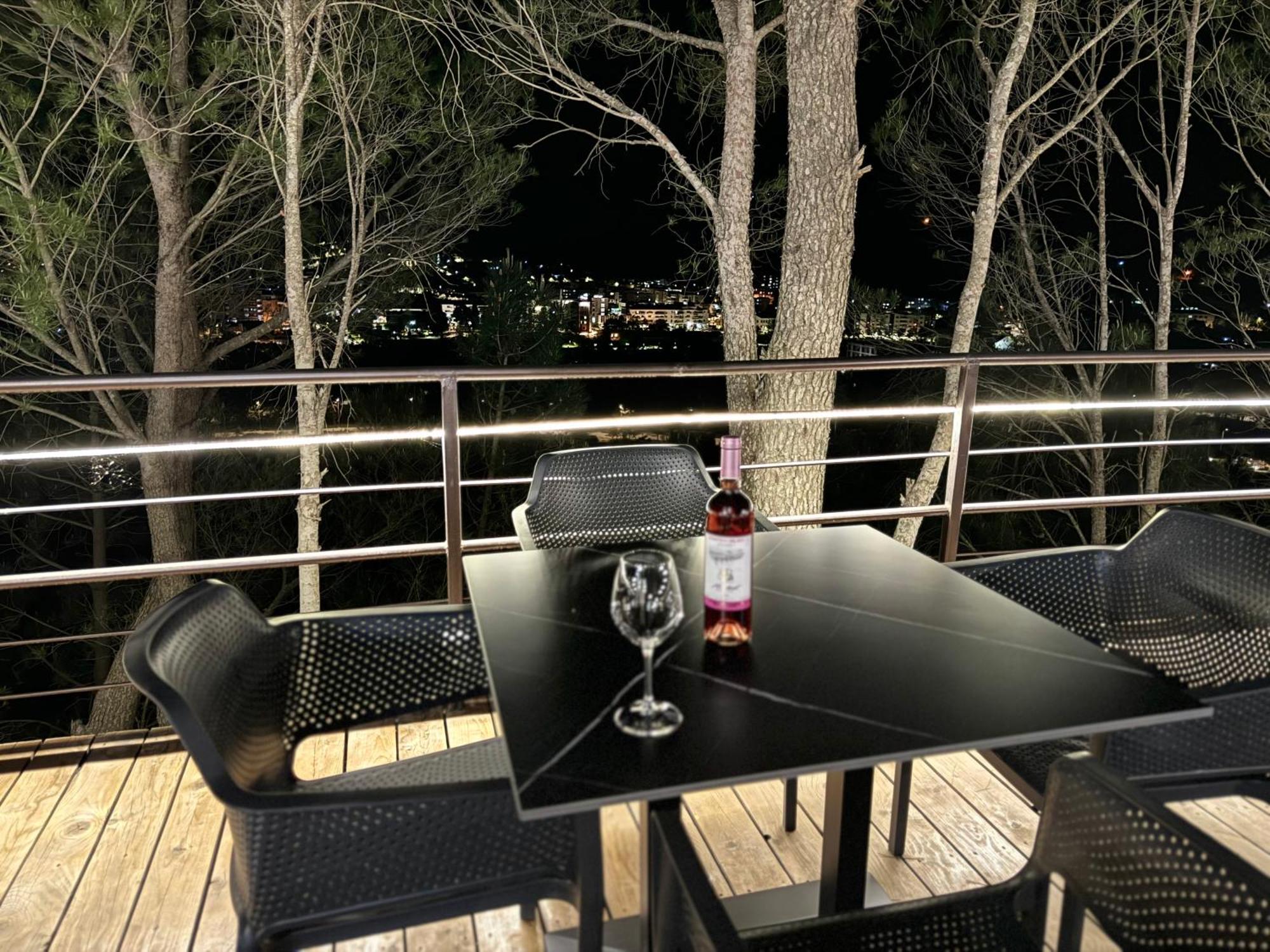 Hotel Kseal Permet Luaran gambar