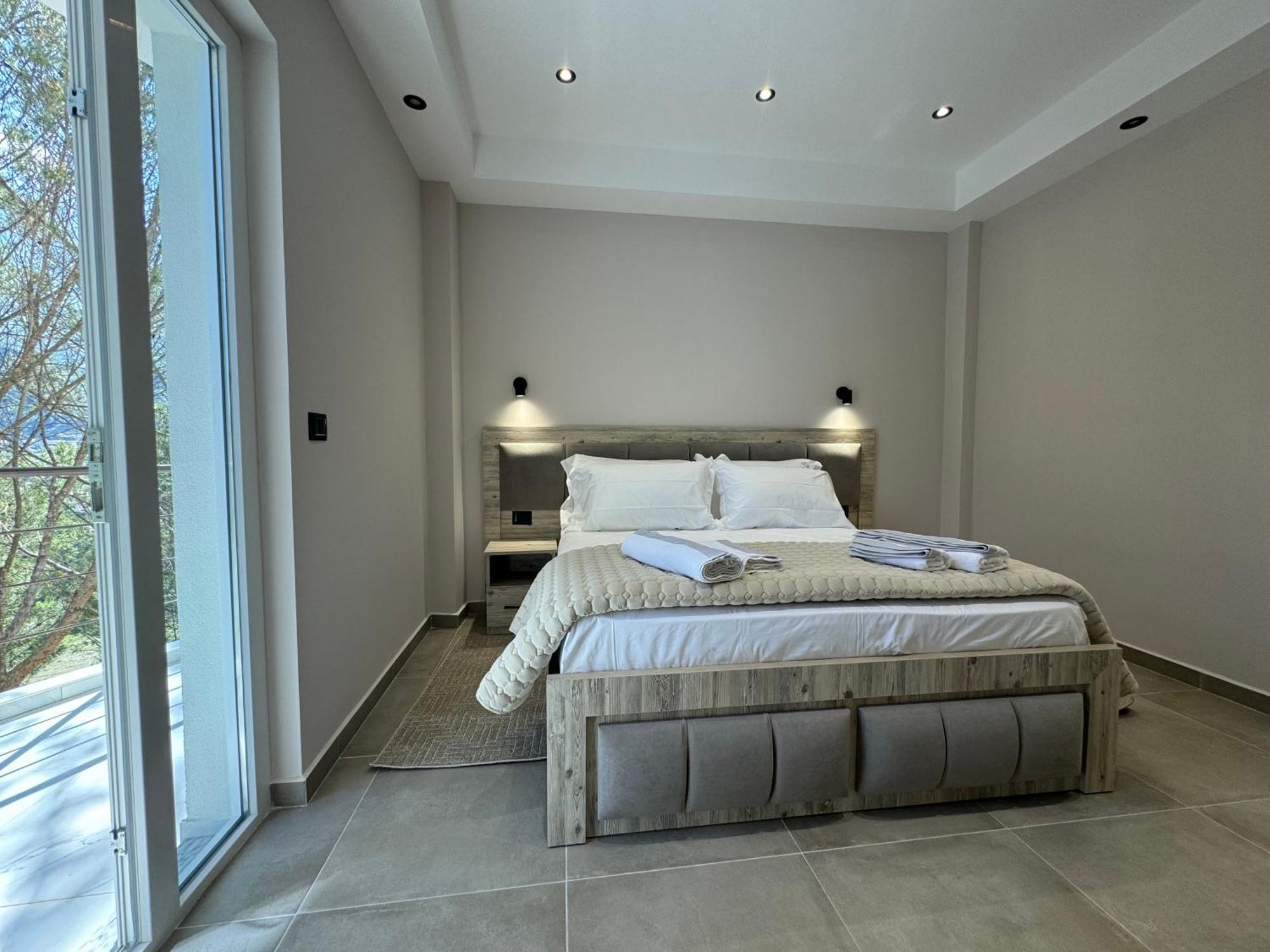 Hotel Kseal Permet Luaran gambar