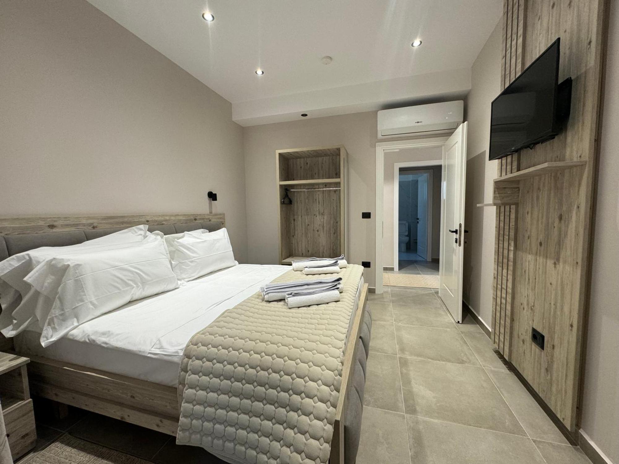 Hotel Kseal Permet Luaran gambar