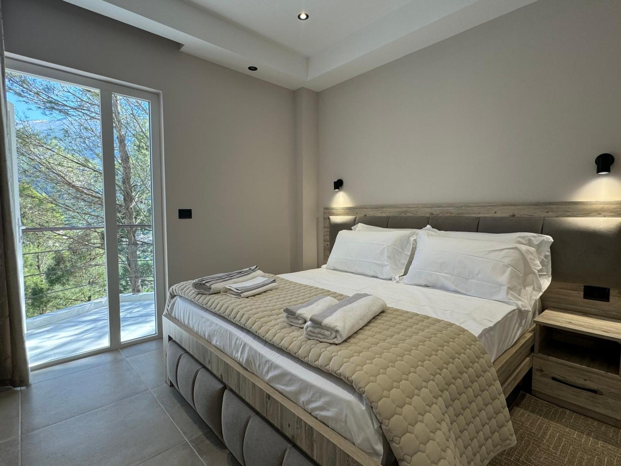 Hotel Kseal Permet Luaran gambar