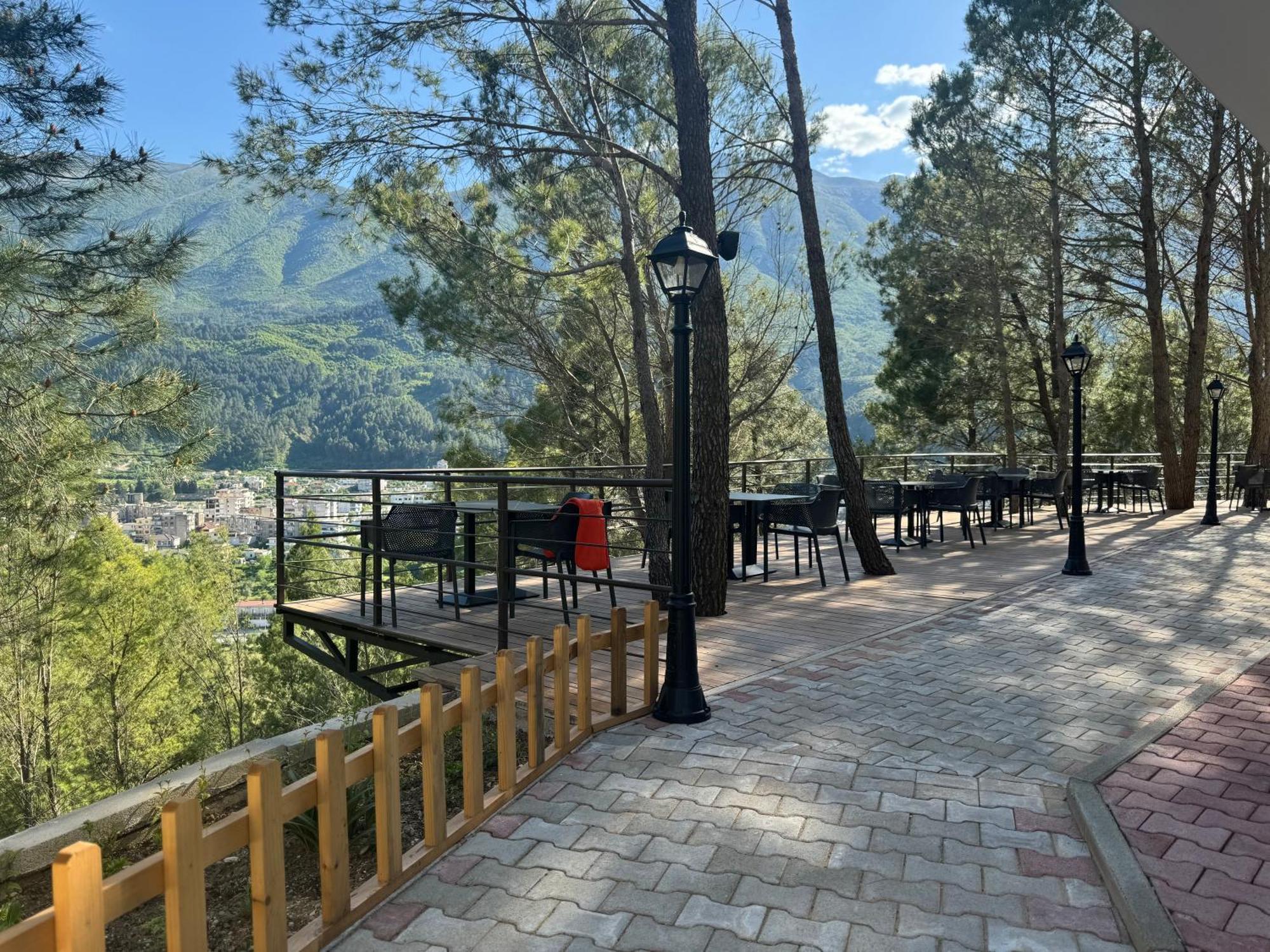 Hotel Kseal Permet Luaran gambar